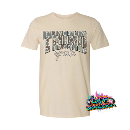 Camo Grade Level Shirt – PreK to 4th Grade Back to School Tee – Gildan Unisex Graphic T-Shirt
